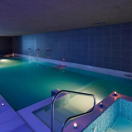 Balneario Nº 01224 酒店 3*
